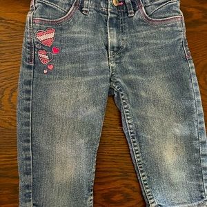 Levi’s girls SIZE 6-SKIMMER/CAPRI..ADJUSTABLE WAIST/PINK STITCHING/HEARTS